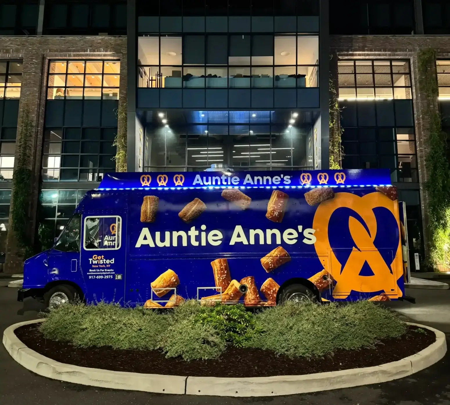 food truck corporate event nyc serving employees at an office